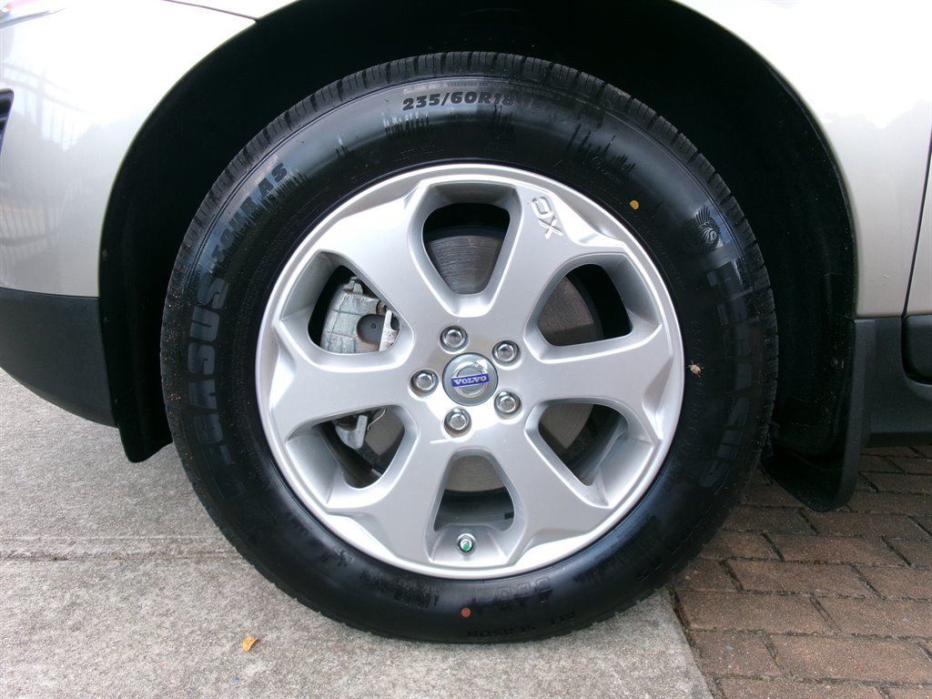 Used 2013 Volvo XC60 3.2 FWD image 39