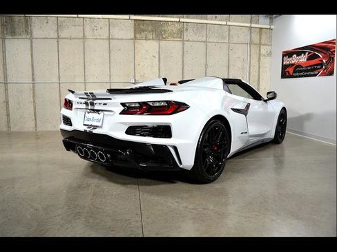 Used 2023 Chevrolet Corvette Z06 w/ Battery Protection Package RWD image 10