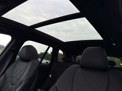 New 2026 BMW X5 xDrive40i w/ M Sport Package