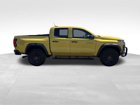 Used 2023 Chevrolet Colorado Trail Boss w/ Technology Package AWD/4WD image 25
