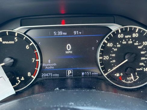 Used 2022 Nissan Altima 2.5 SR w/ Midnight Edition Package FWD image 3