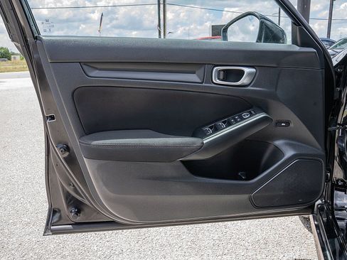 Used 2024 Honda Civic Sport image 10