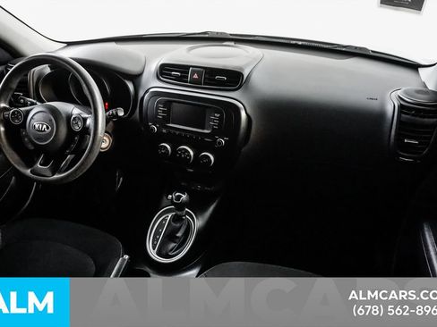 Used 2018 Kia Soul FWD image 21