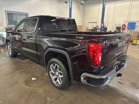 Used 2023 GMC Sierra 1500 SLT image 4