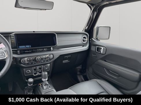 New 2026 Jeep Wrangler Sahara AWD/4WD image 27