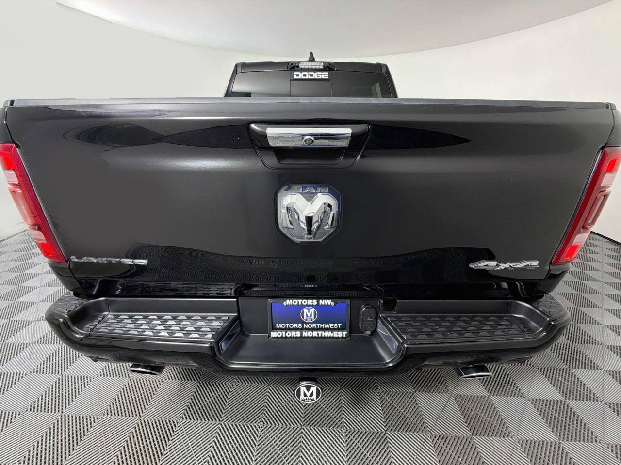 Used 2022 RAM 1500 Limited AWD/4WD image 22