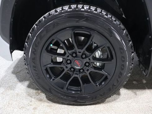 Used 2024 Toyota Tundra Limited w/ TRD Off-Road Package image 8