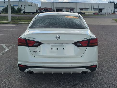 Used 2019 Nissan Altima 2.5 SV FWD image 6