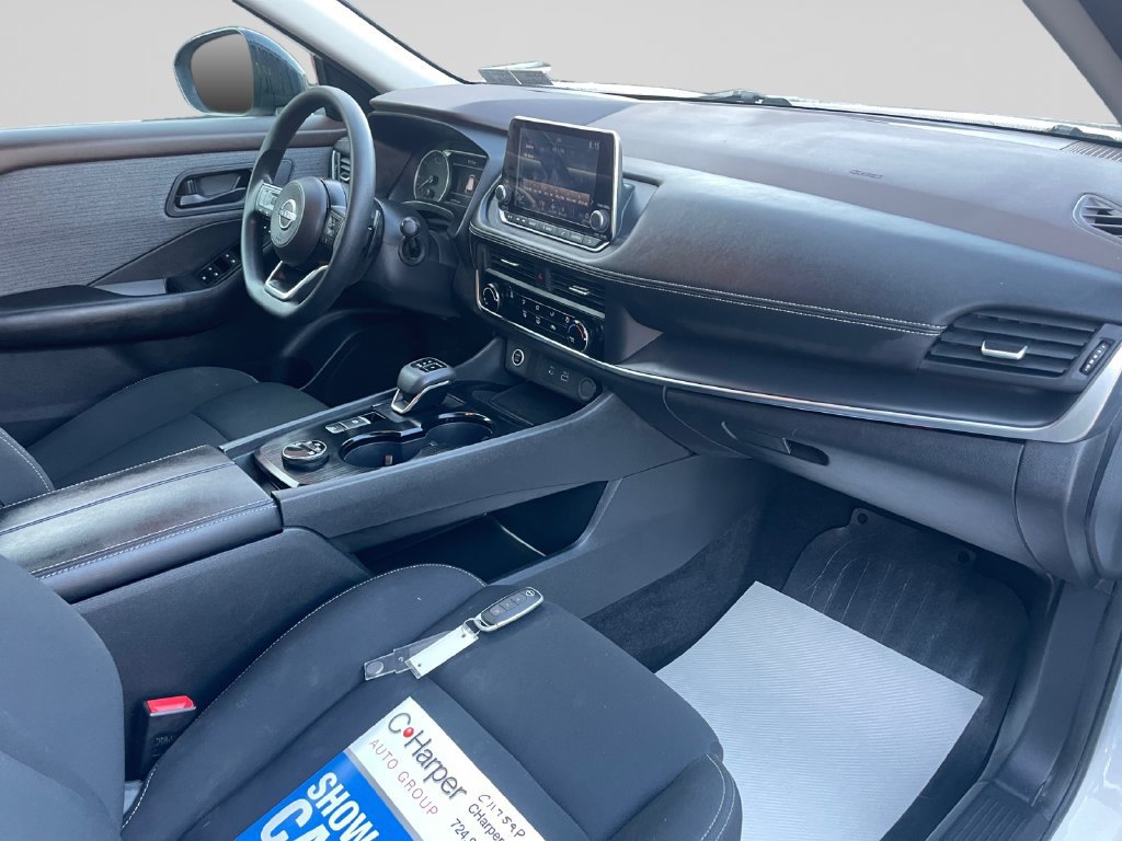 Used 2023 Nissan Rogue S AWD/4WD image 10