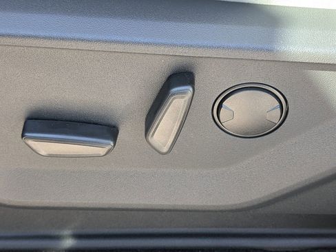 New 2025 Ford Expedition Max Platinum w/ Driver's Package image 21