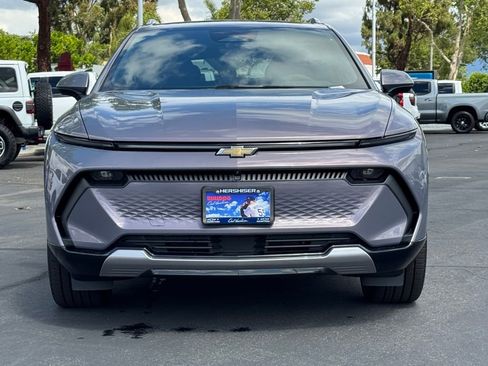 New 2026 Chevrolet Equinox EV LT w/ Convenience Package II FWD image 2