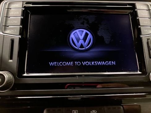 Used 2016 Volkswagen Jetta Sport image 41