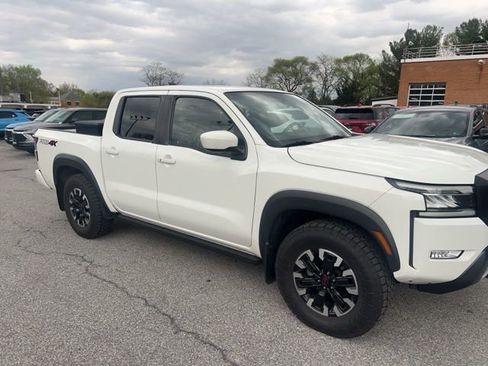 Used 2023 Nissan Frontier PRO-4X w/ Technology Package image 4