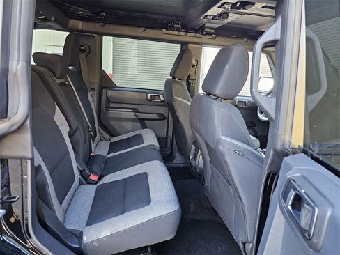 Used 2025 Ford Bronco Big Bend image 28