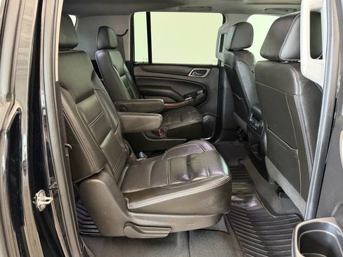 Used 2019 GMC Yukon XL Denali w/ Open Road Package AWD/4WD image 19