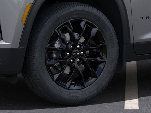 New 2025 Chevrolet Traverse LT w/ Midnight/Sport Edition image 9