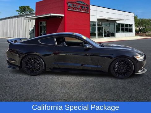 Used 2017 Ford Mustang GT Premium w/ Equipment Group 401A image 6