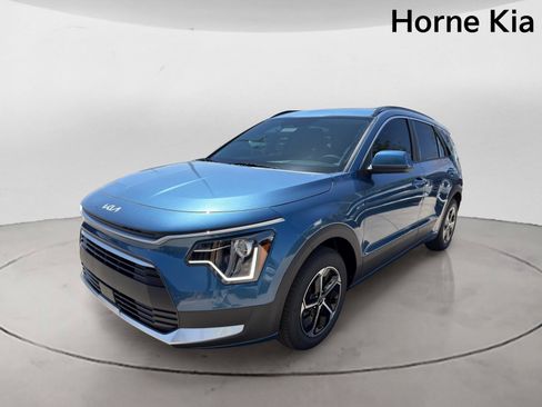 New 2026 Kia Niro EX FWD image 7