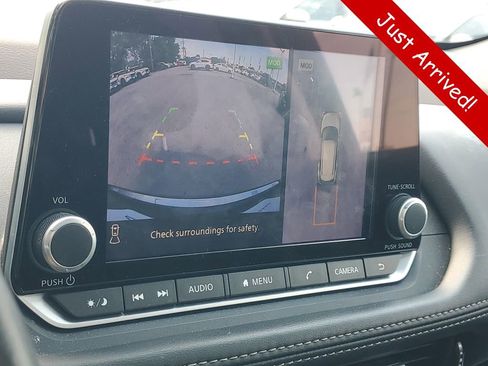 Used 2023 Nissan Rogue SL AWD/4WD image 28