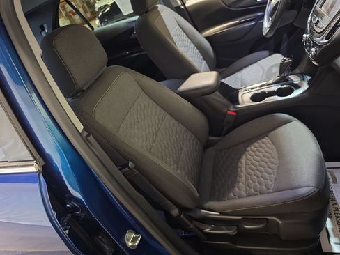 Used 2020 Chevrolet Equinox LT FWD image 24
