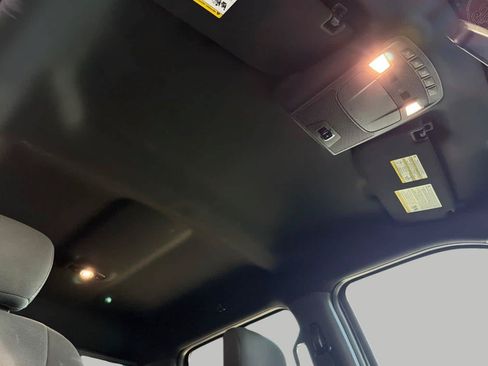 Used 2018 Ford F150 XLT w/ Equipment Group 302A Luxury AWD/4WD image 18