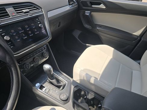 Used 2021 Volkswagen Tiguan SE R-Line AWD/4WD image 29