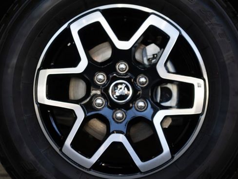Used 2024 Ford Bronco Outer Banks AWD/4WD image 11