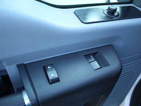 Used 2016 Ford F250 XL w/ Power Equipment Group image 18