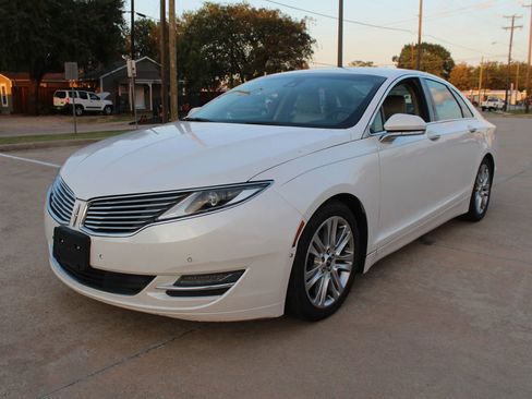 Used 2016 Lincoln MKZ w/ Equipment Group 300A Reserve image 8