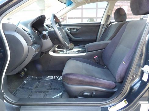 Used 2013 Nissan Altima 2.5 S image 10
