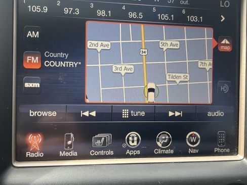 Used 2017 Jeep Grand Cherokee Limited image 31