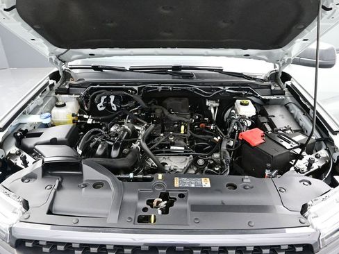 Used 2024 Ford Ranger XLT w/ Equipment Group 301A High image 9