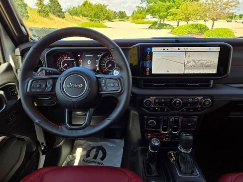 New 2024 Jeep Wrangler Unlimited Rubicon 392 image 16