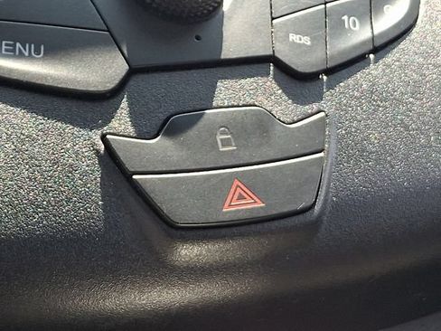 Used 2015 Ford Transit Connect XL FWD image 12