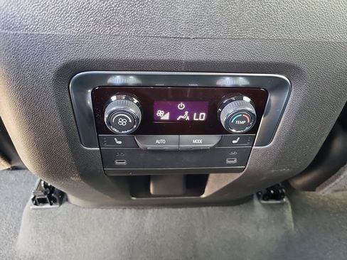 New 2026 Chevrolet Suburban LT w/ Comfort Package RWD image 17