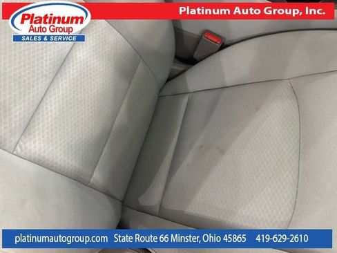 Used 2022 Chevrolet Malibu LT FWD image 35