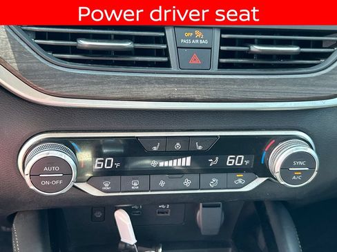 Used 2023 Nissan Altima 2.5 SL FWD image 19