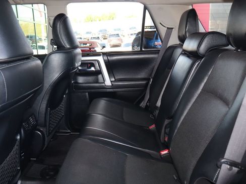 Used 2018 Toyota 4Runner Limited AWD/4WD image 39