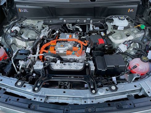 New 2026 Cadillac Vistiq Premium Luxury w/ LPO, Floor Liner Package image 28