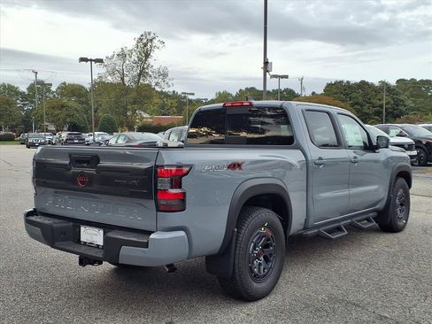 New 2026 Nissan Frontier PRO-4X w/ Pro-4x Convenience Package image 6