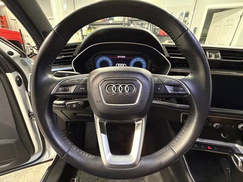 Used 2020 Audi Q3 2.0T Premium Plus AWD/4WD image 27