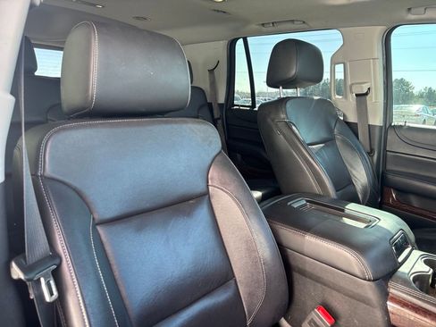 Used 2018 GMC Yukon SLT image 15