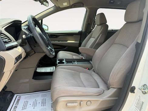 Used 2020 Honda Odyssey EX image 10