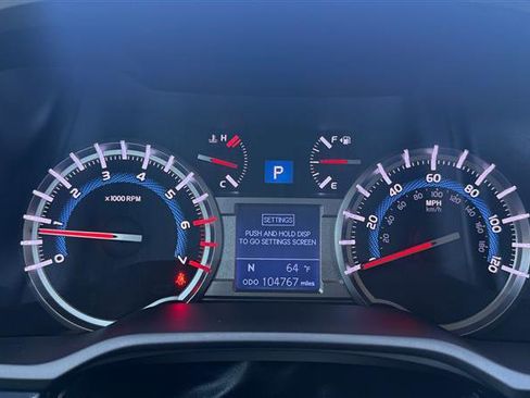Used 2017 Toyota 4Runner Limited AWD/4WD image 14