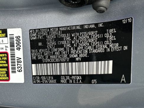 Used 2011 Toyota Sienna XLE image 22