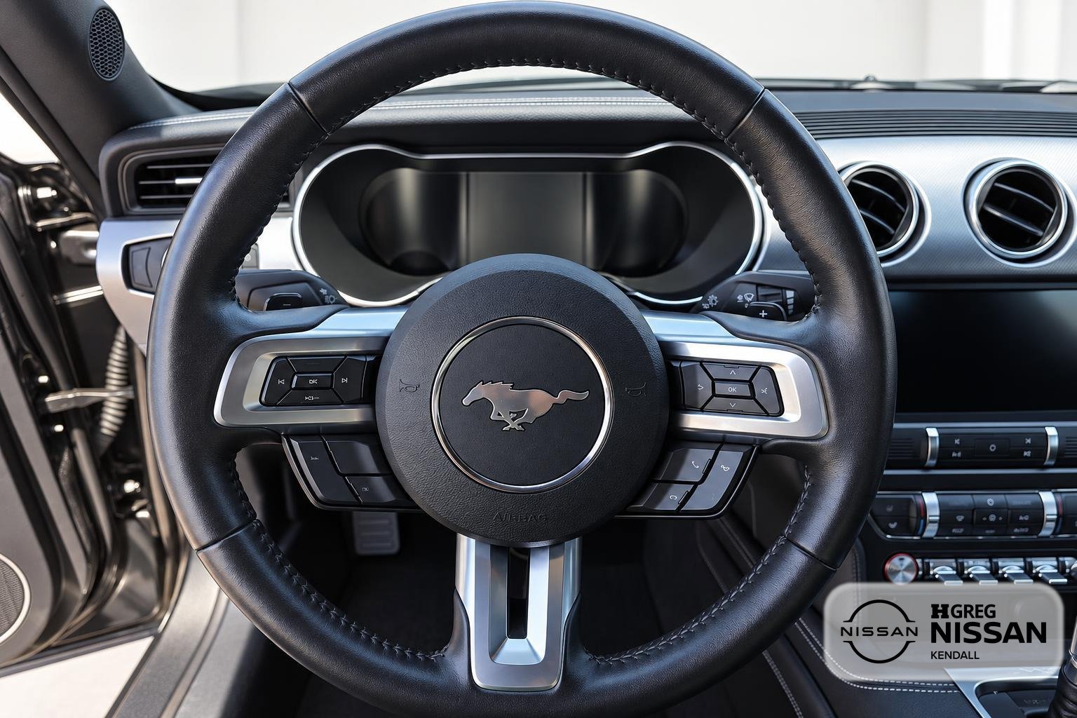 Used 2019 Ford Mustang GT Premium w/ Equipment Group 401A RWD image 8