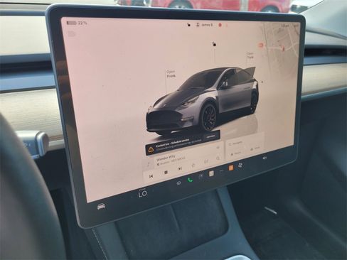 Used 2022 Tesla Model Y Performance image 24