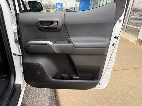 Used 2021 Toyota Tacoma TRD Sport w/ TRD Premium Sport Package image 38