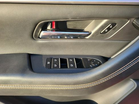 Used 2024 MAZDA CX-90 3.3 Turbo w/ Preferred Package image 18