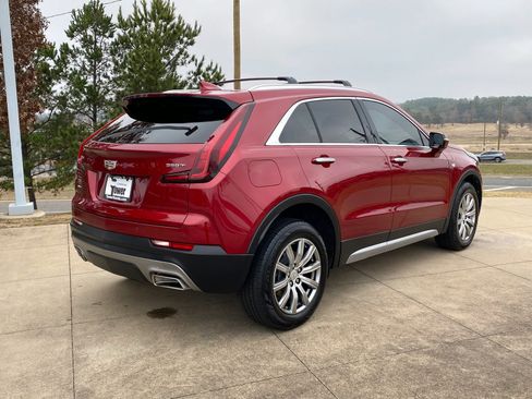 Used 2021 Cadillac XT4 Premium Luxury w/ Cold Weather Package image 6
